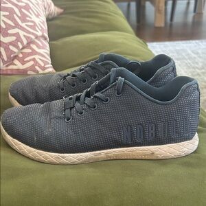 NOBULL Men's Navy Gum Sneakers